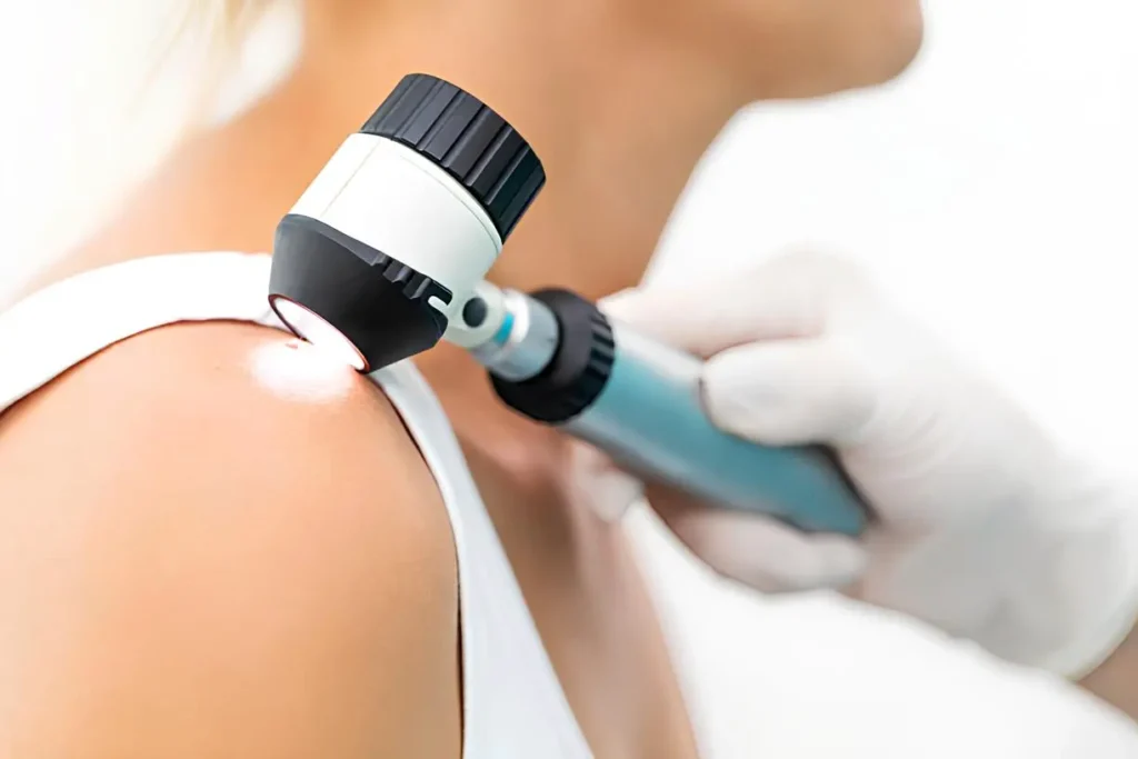 Dr. Alberto Fajardo Dermatólogo